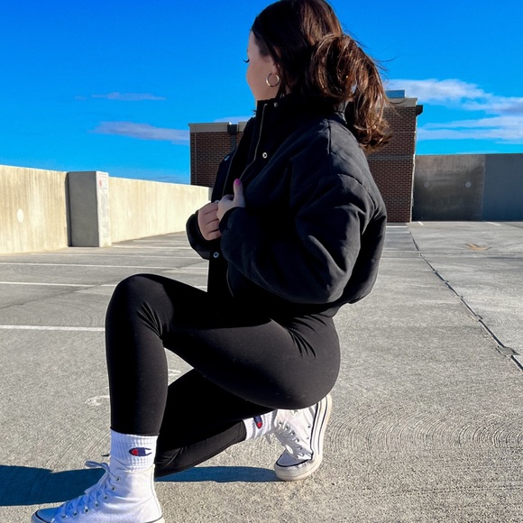 BLACK PUFFER JACKET - Picture 2 of 4